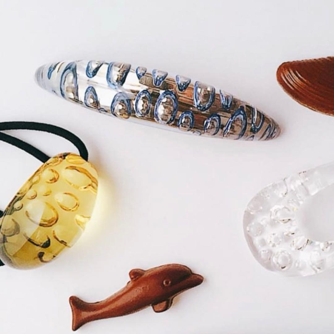 コレットマルーフ バレッタ 髪まとめ バブルドット