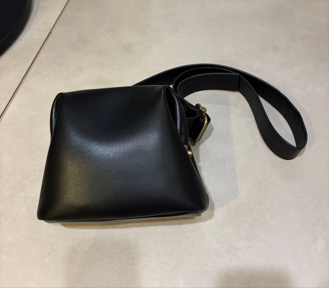 オソイ　OSOI ショルダーバッグ　MINI BROT