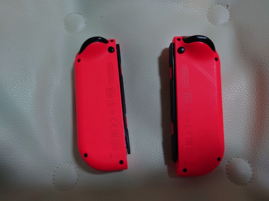 【完品+おまけ】Nintendo Switch 本体 キャリングケース フィルム