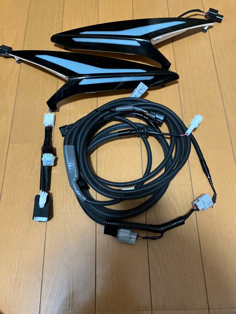 TOYOTA60系プリウス　モデリスタフロントスポイラーディライト