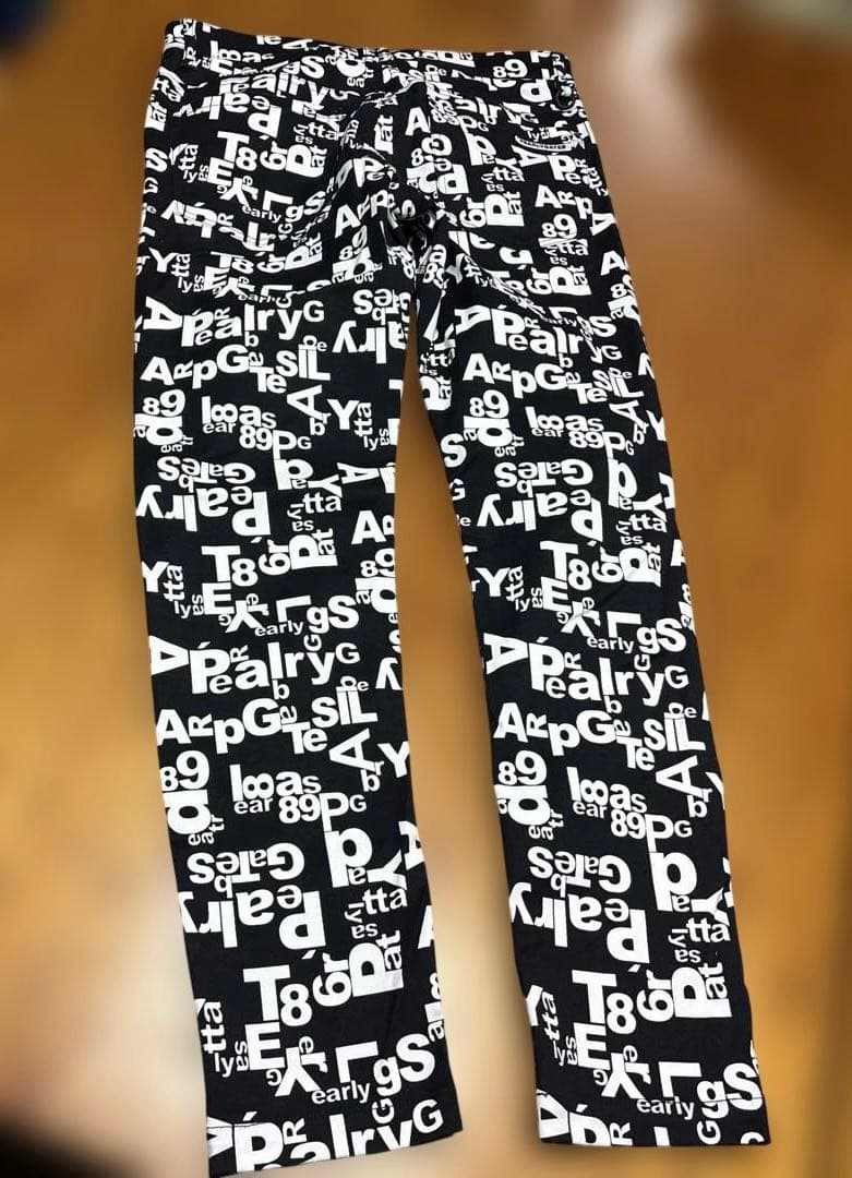 極美品 パーリーゲイツ 2022年 ロゴ総柄 ストレッチパンツ Lサイズ