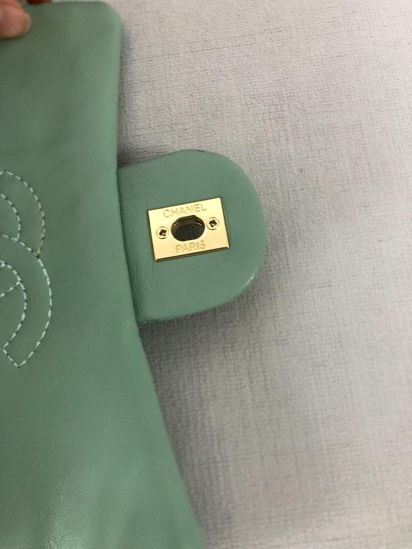 バッグ　ブルー　ハンドバッグ　レザー　ロゴ　ファッション　チェーン 中古品