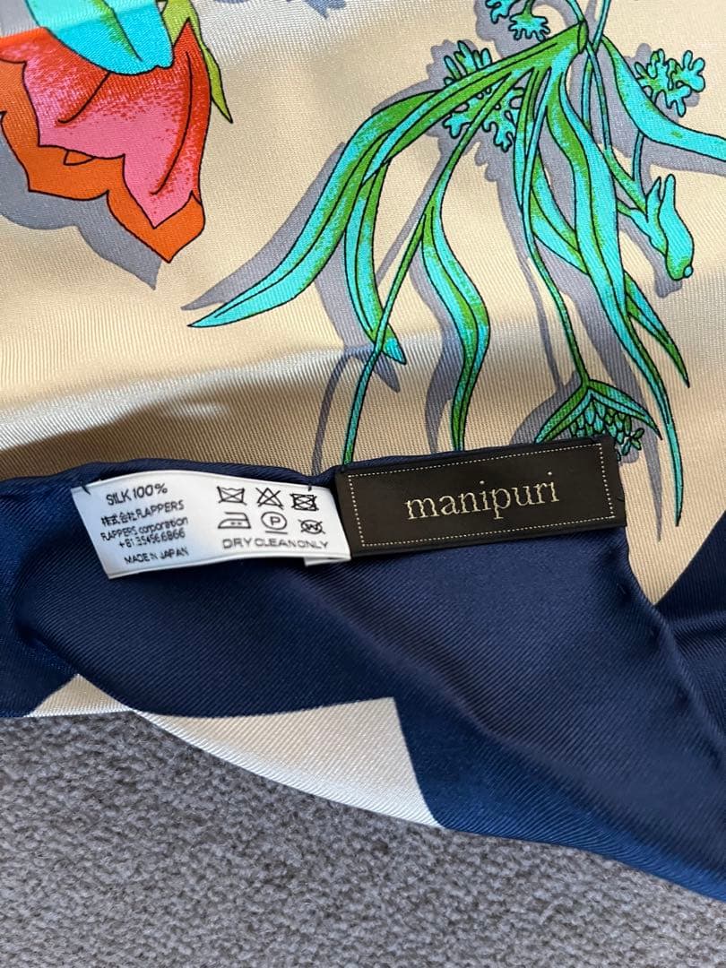 manipuri 花柄 シルクスカーフ 63×63cmぐらい