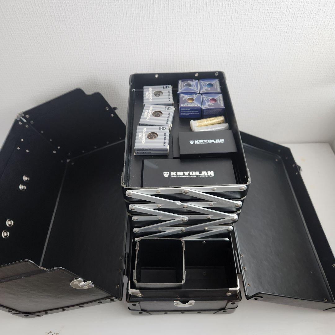 KRYOLAN クリオラン プロ仕様コスメ メイクパレット ブラシ ボックス付き