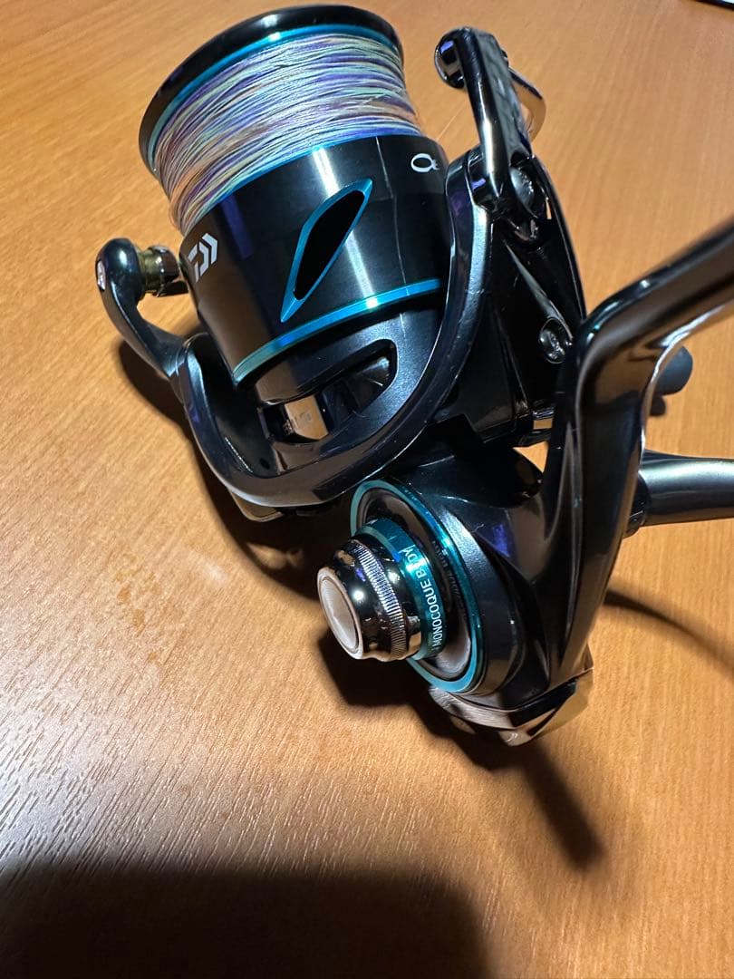 ダイワ　エメラルダス　エア　FC lt2500 リール