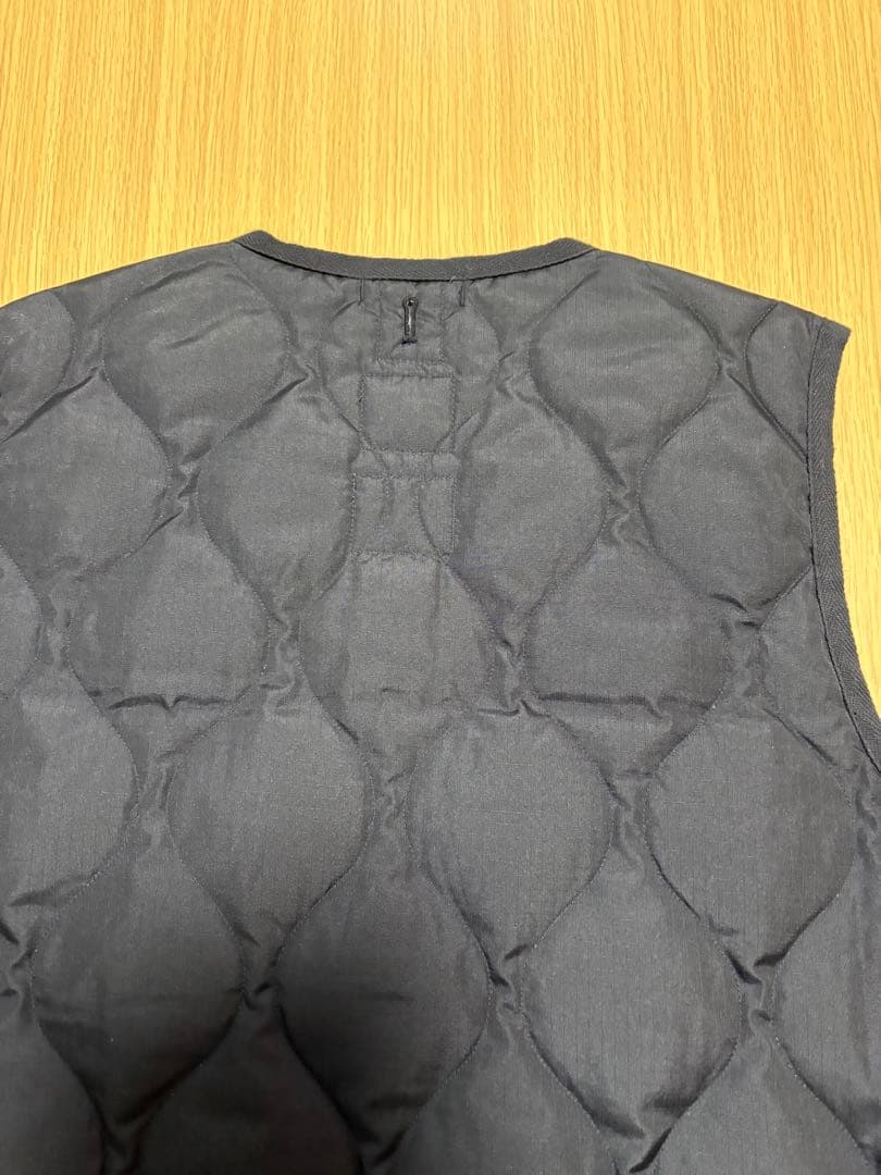 TAION/タイオン　ミリタリー Vネックジップ ダウンベスト　ブラック　M