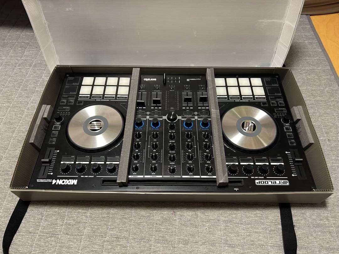 Reloop MIXON4 DJコントローラー