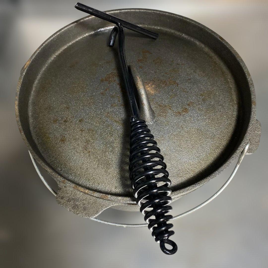 鋳鉄製ダッチオーブン 約26cm 蓋付き