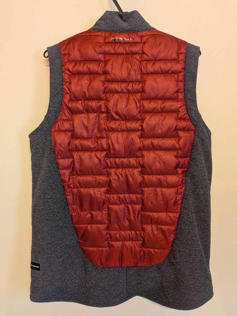 テーラーメイドゴルフ ウォームベスト（中綿入り）メンズ