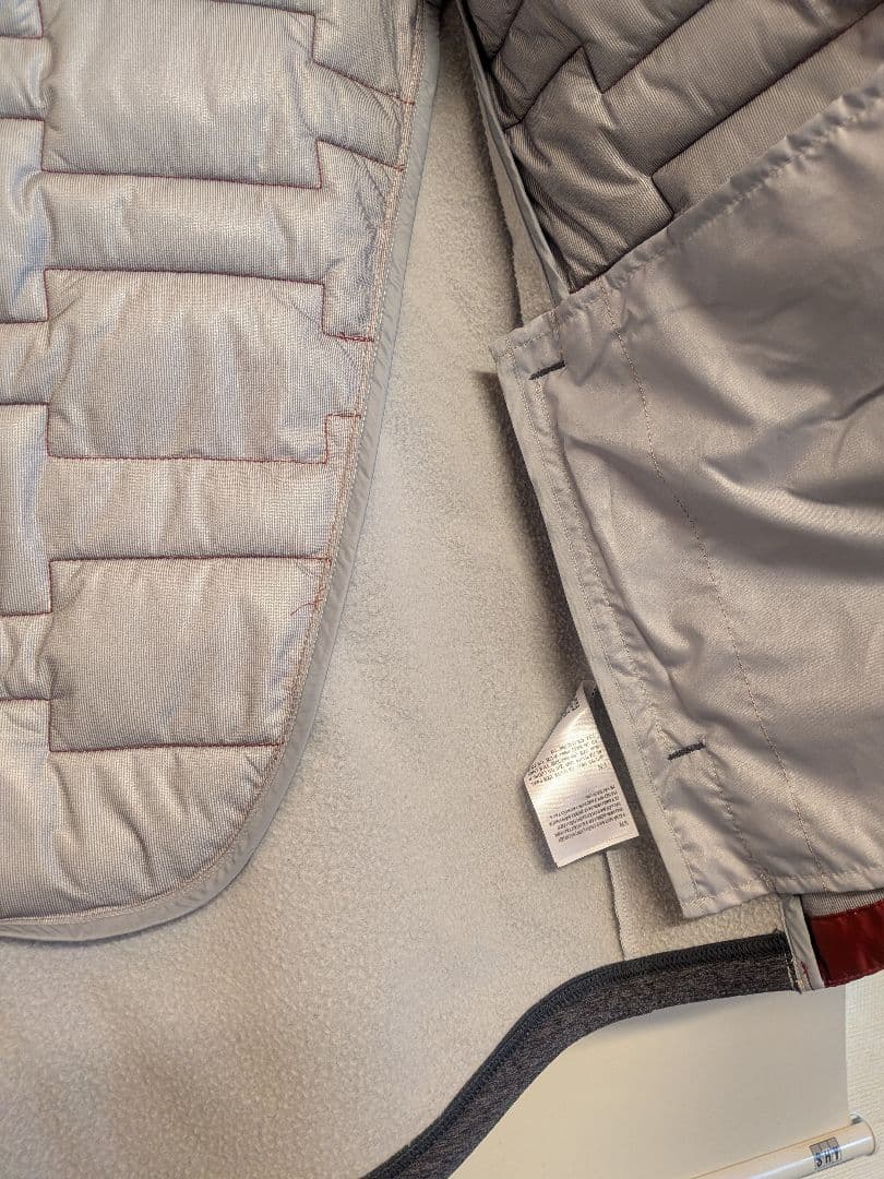 テーラーメイドゴルフ ウォームベスト（中綿入り）メンズ