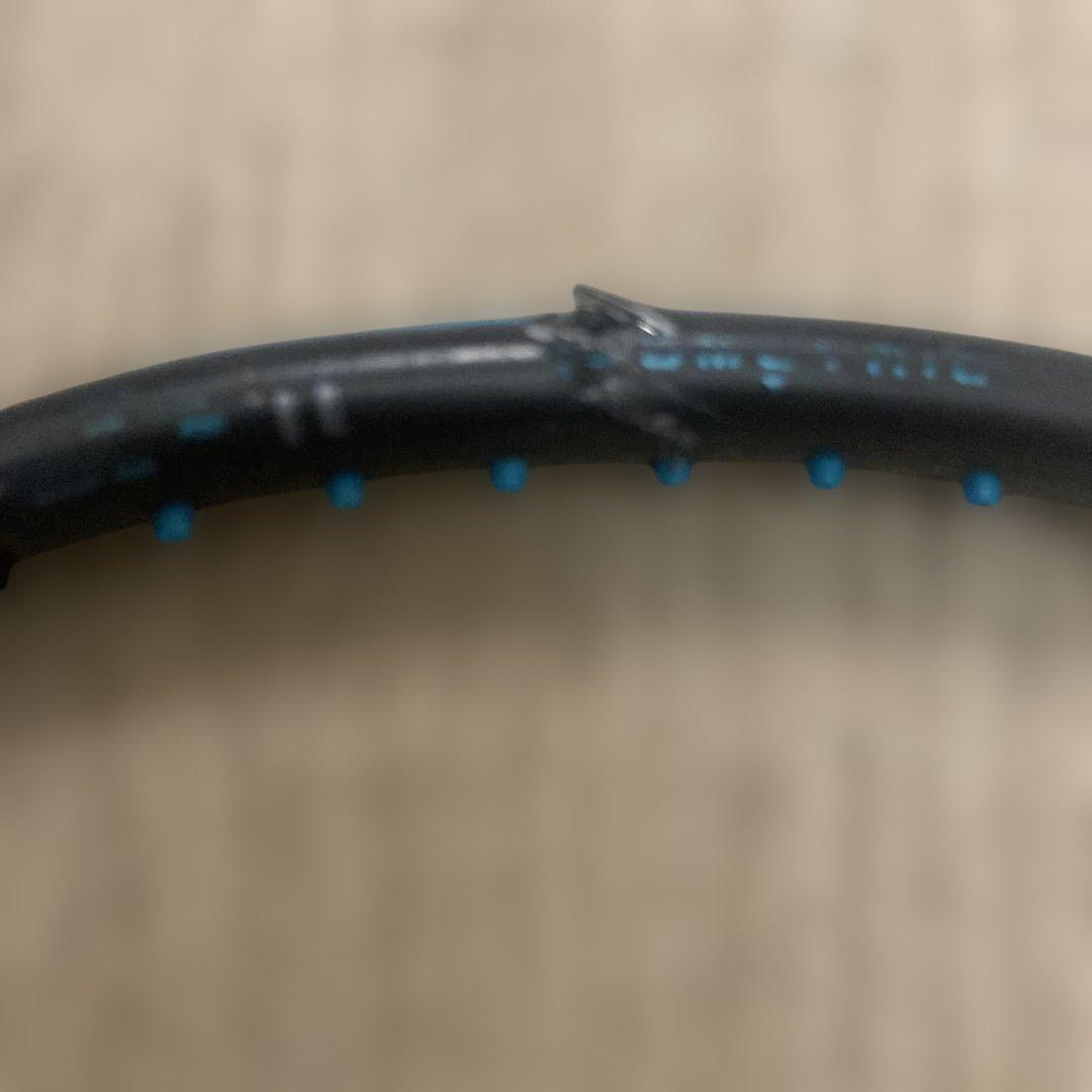 アストロックス88Sプロバドミントンラケット フレーム亀裂あり