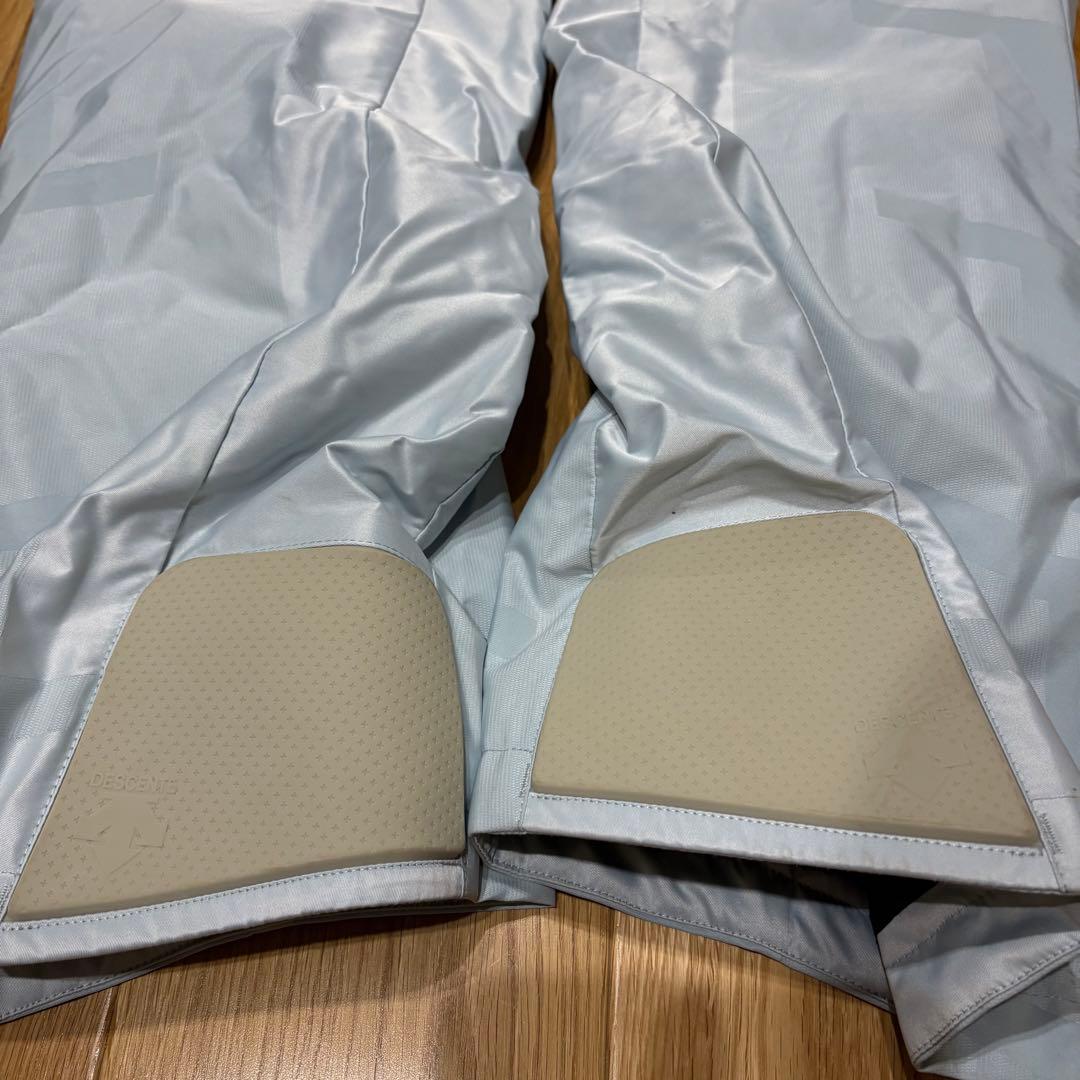 未使用級　DESCENTEデサント SIO 高機能ウェアー　ズボンXOサイズ　白