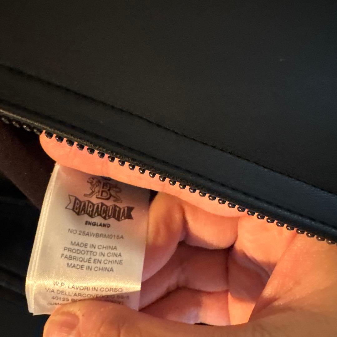 BARACUTA G4 レザー ブラック 42