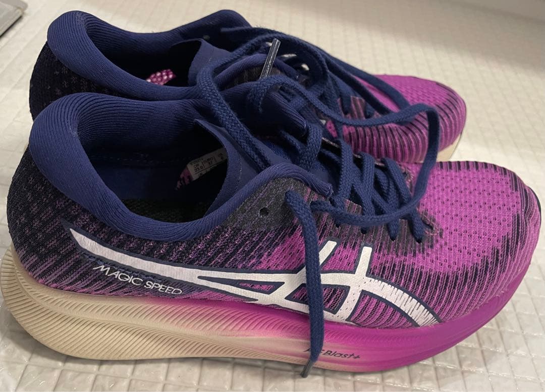 アシックス　マジックスピード2