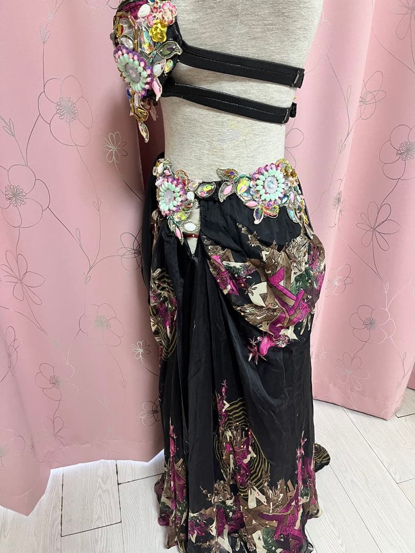 （中古）ベリーダンス　オリエンタル　衣装　黒系
