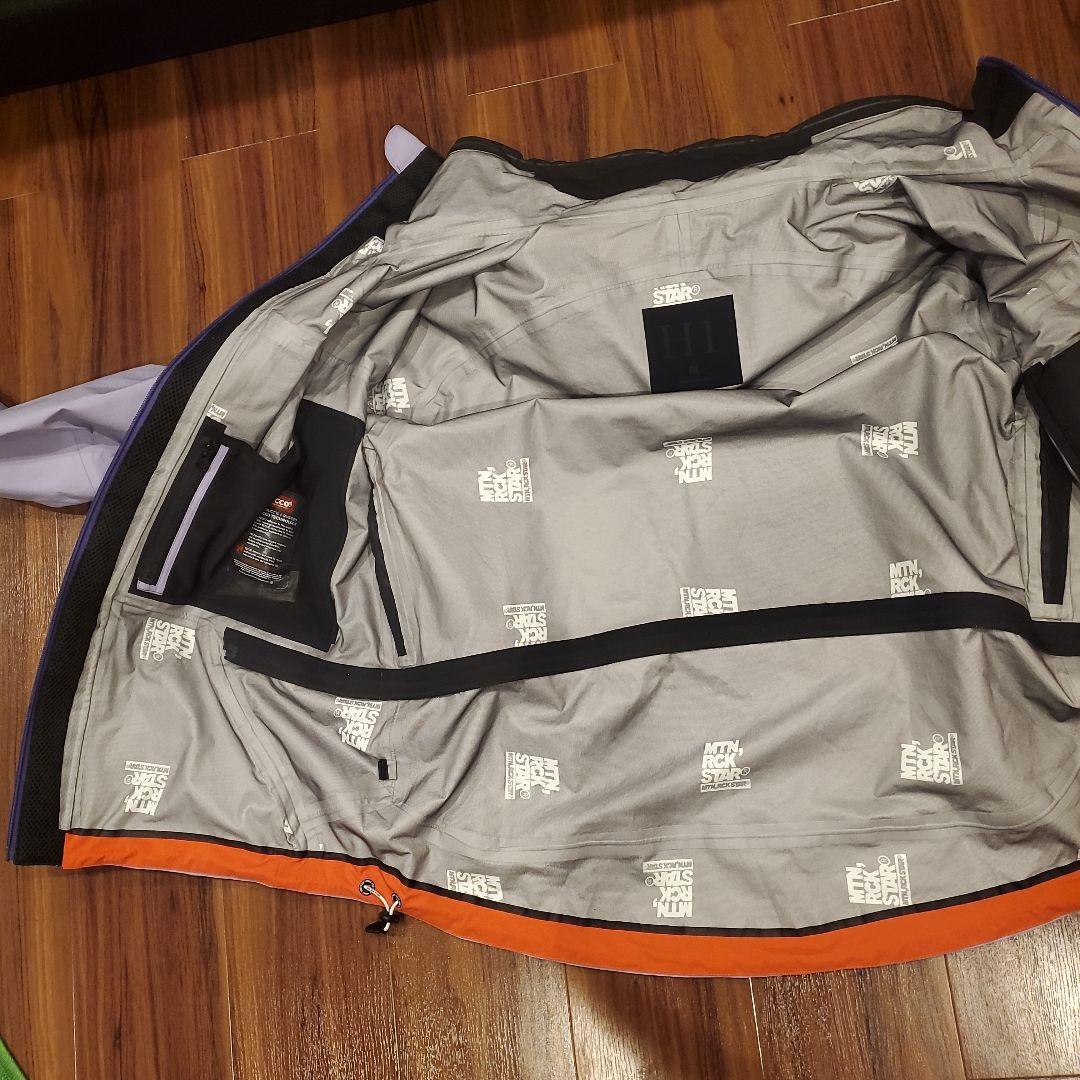 み*ぃ様 MOUNTAIN ROCKSTAR スノーボードウェア