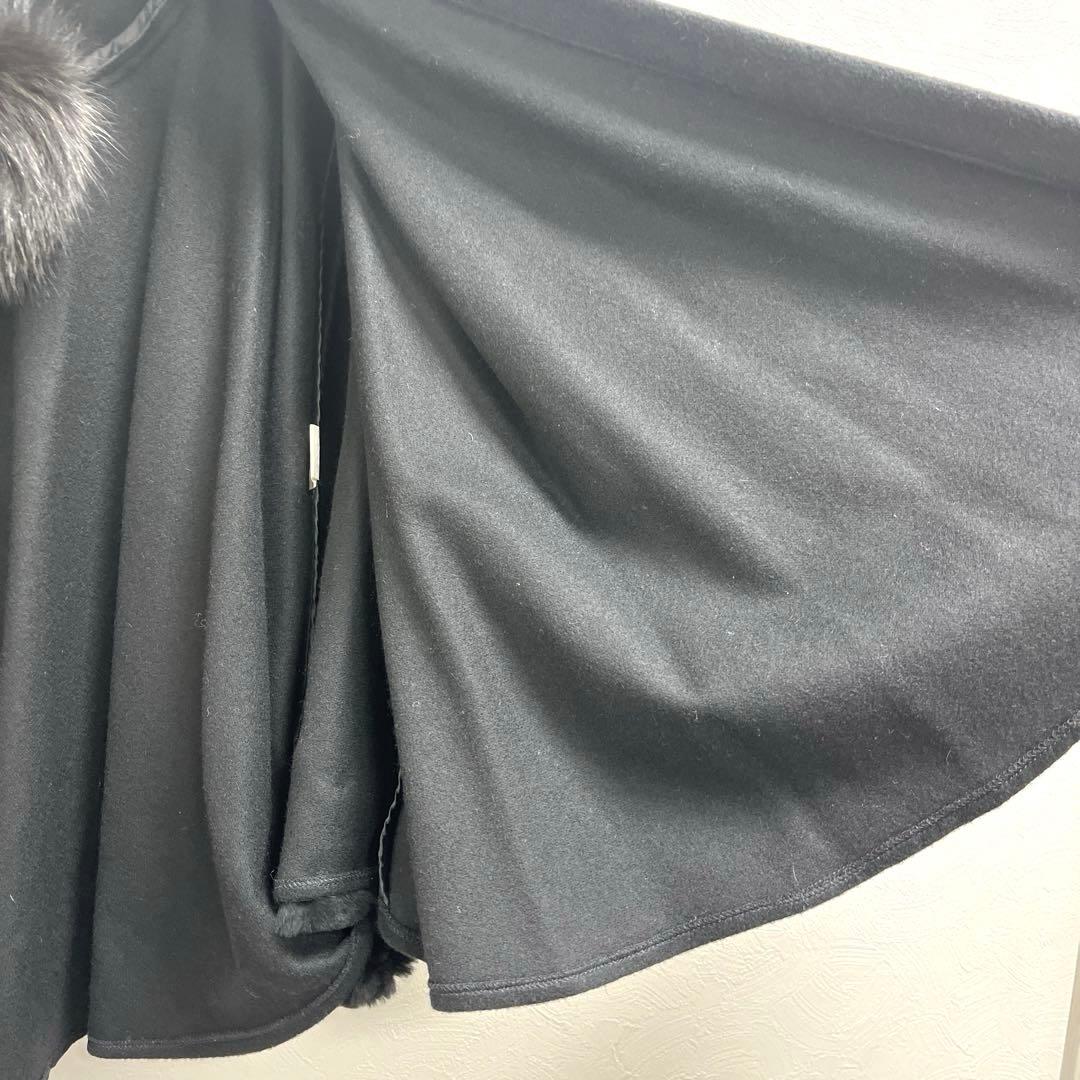 〈カシミヤ〉ファー付き　レディース　ケープコート