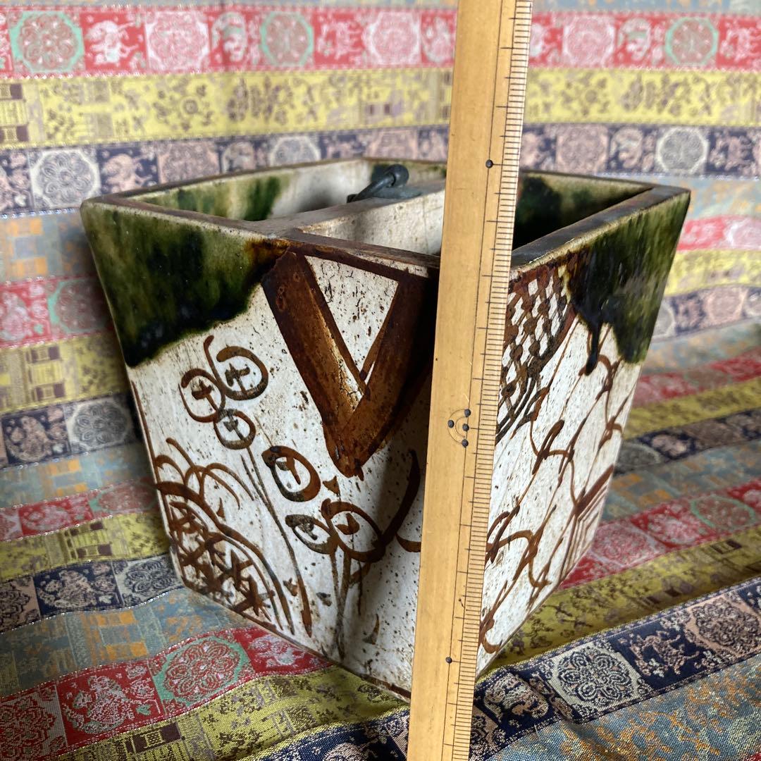 //あじさい//江戸織部井戸桶に似せた花器12.7×12.6×10cm箱無