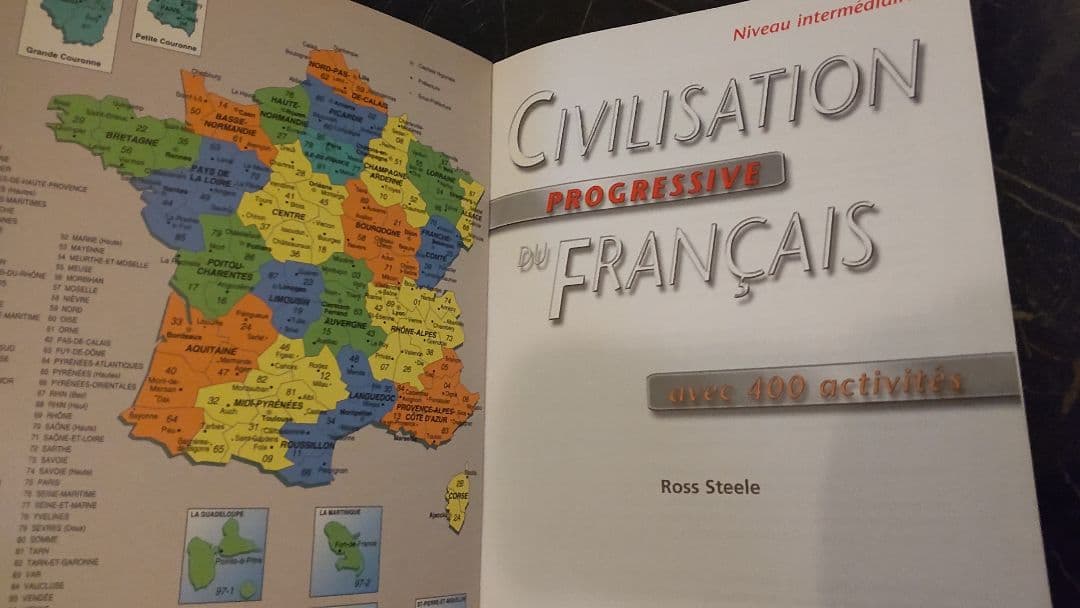 フランス語　Civilisation Progressive仏語　テキスト　洋書