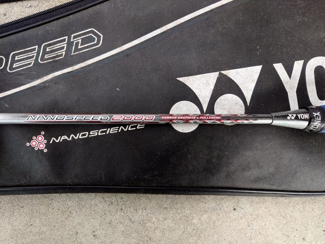YONEX Nanoflare 200 バドミントンラケット