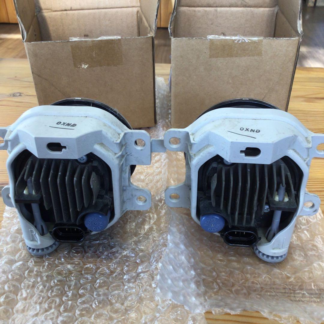 ダイハツ純正　フォグランプセット