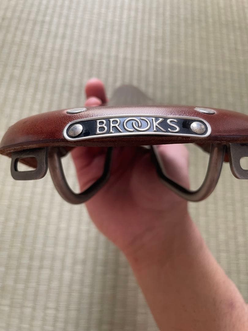 BROOKS ブラウン　チタンサドル