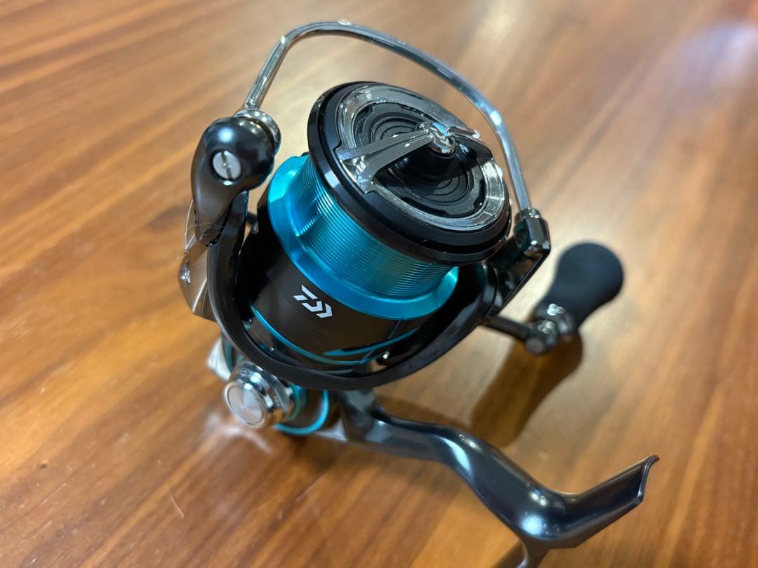 ダイワ　21エメラルダス　AIR FC LT 2500S-DH