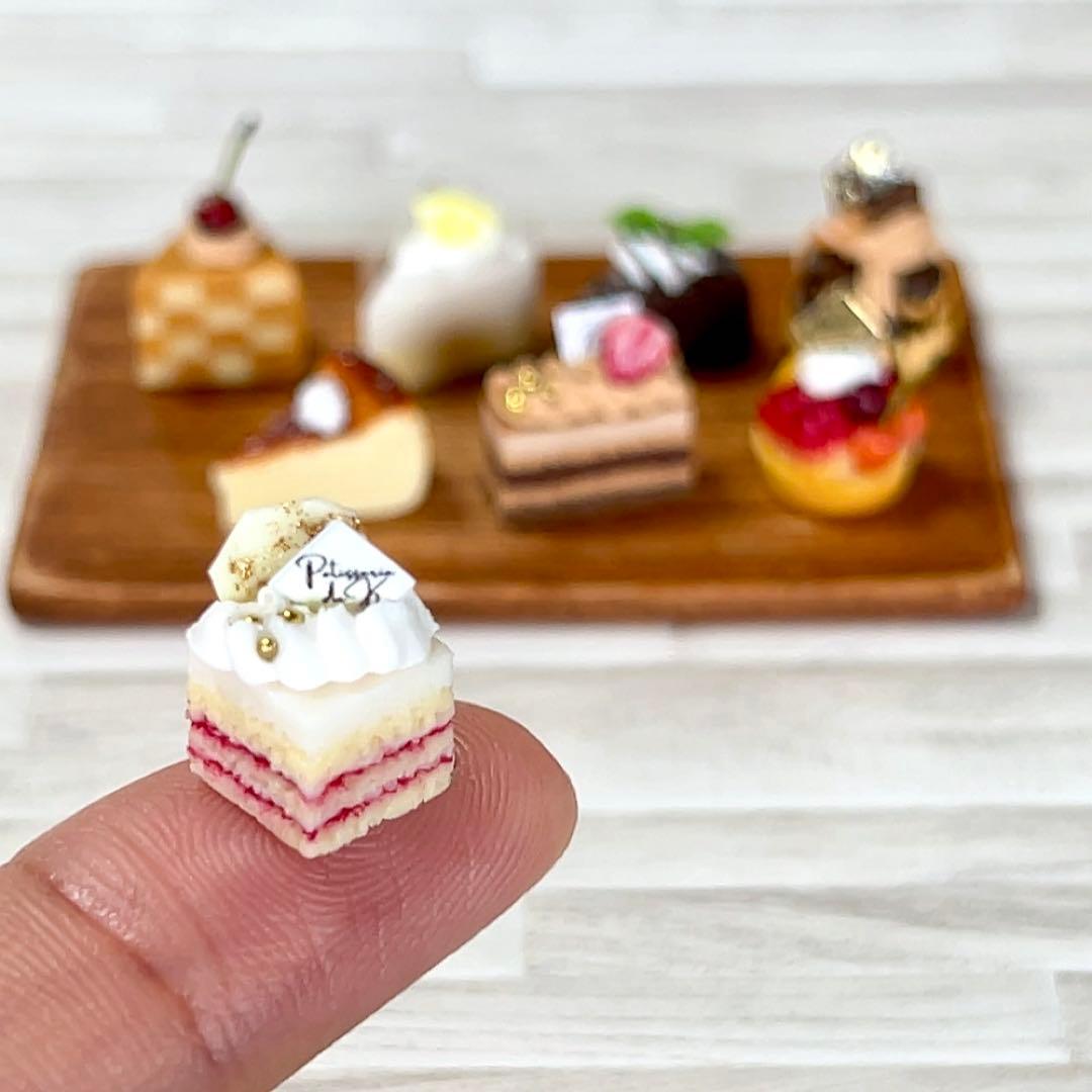 No.205 ミニチュア　スイーツ　ケーキ　ハンドメイド