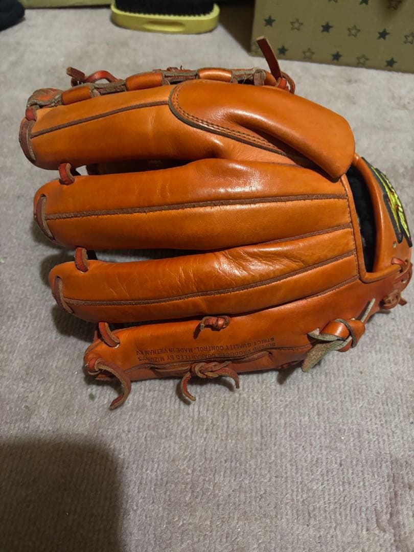 硬式グローブ 投手用