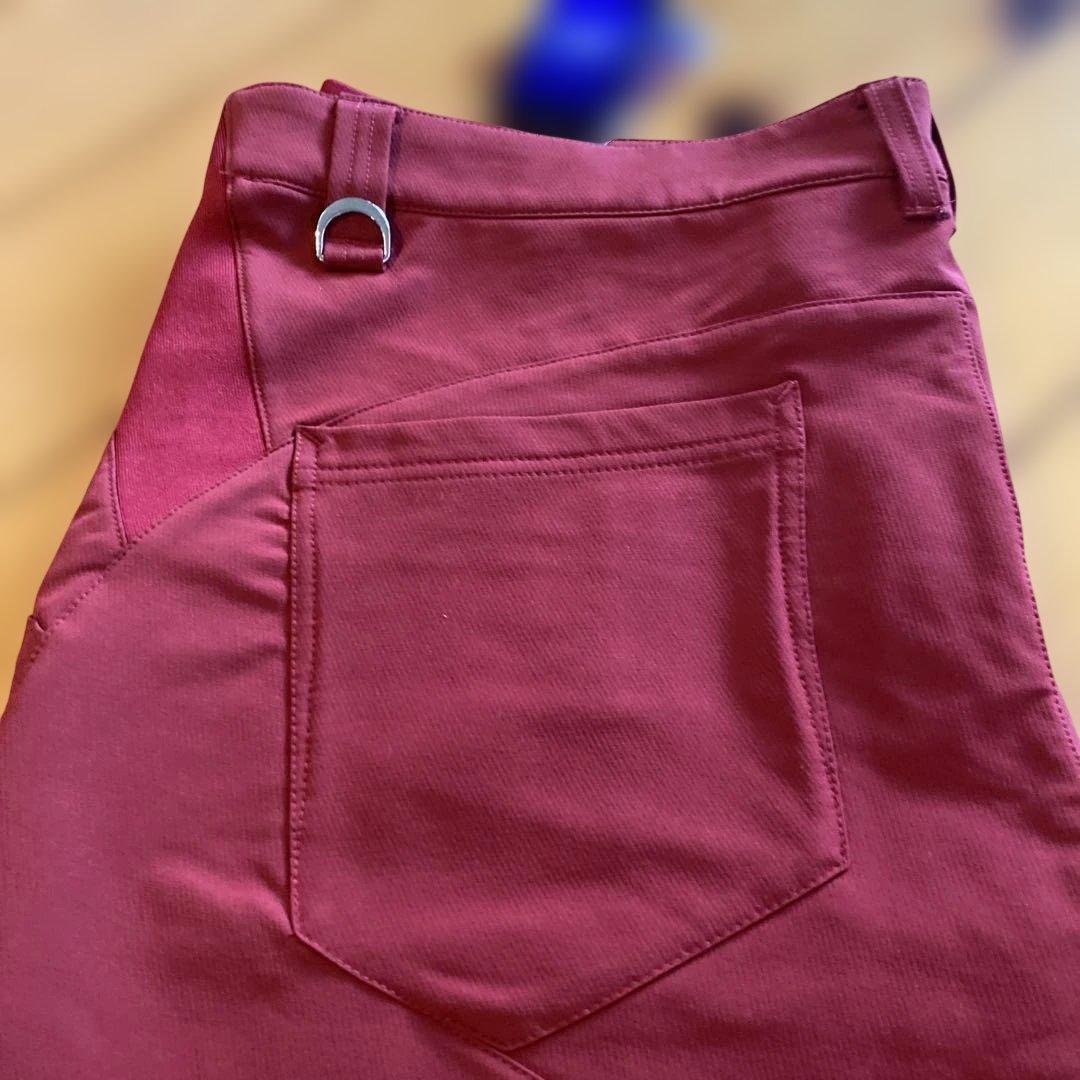 注目‼️ミズノゴルフウェア‼️レッド！セーター✖️パンツ