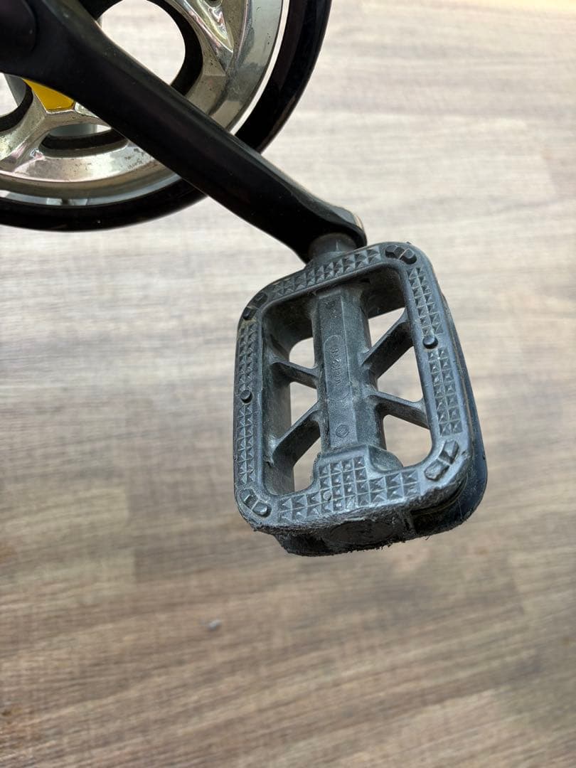 ブリヂストン　クロスファイヤージュニア　自転車　22インチ