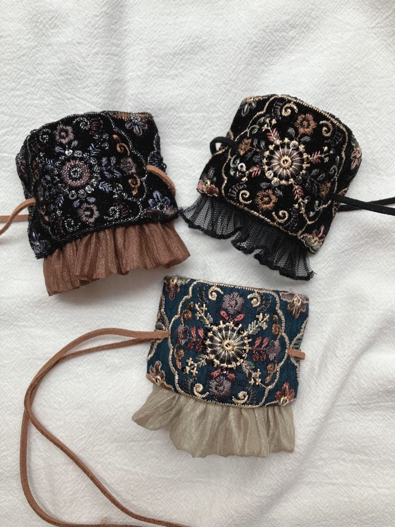 確認ページ　インド刺繍生地　ポニーフック