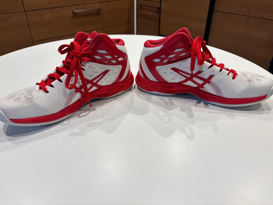 ASICS バレーボールシューズ ホワイト/レッド
