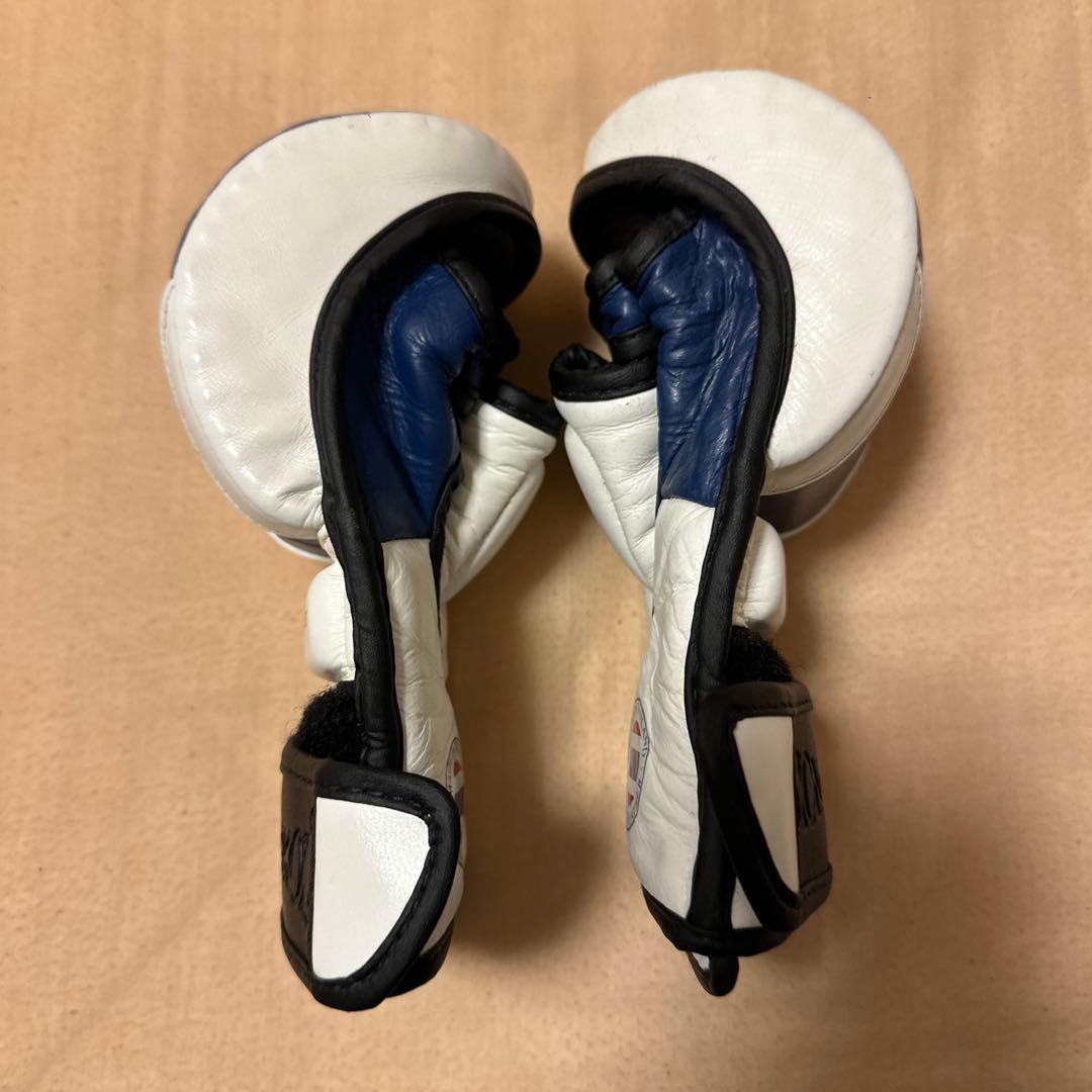 Mongkol MMA オープンフィンガーグローブ