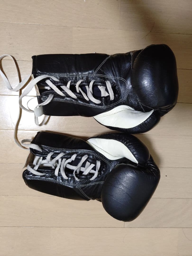 Cleto Reyes ボクシンググローブ