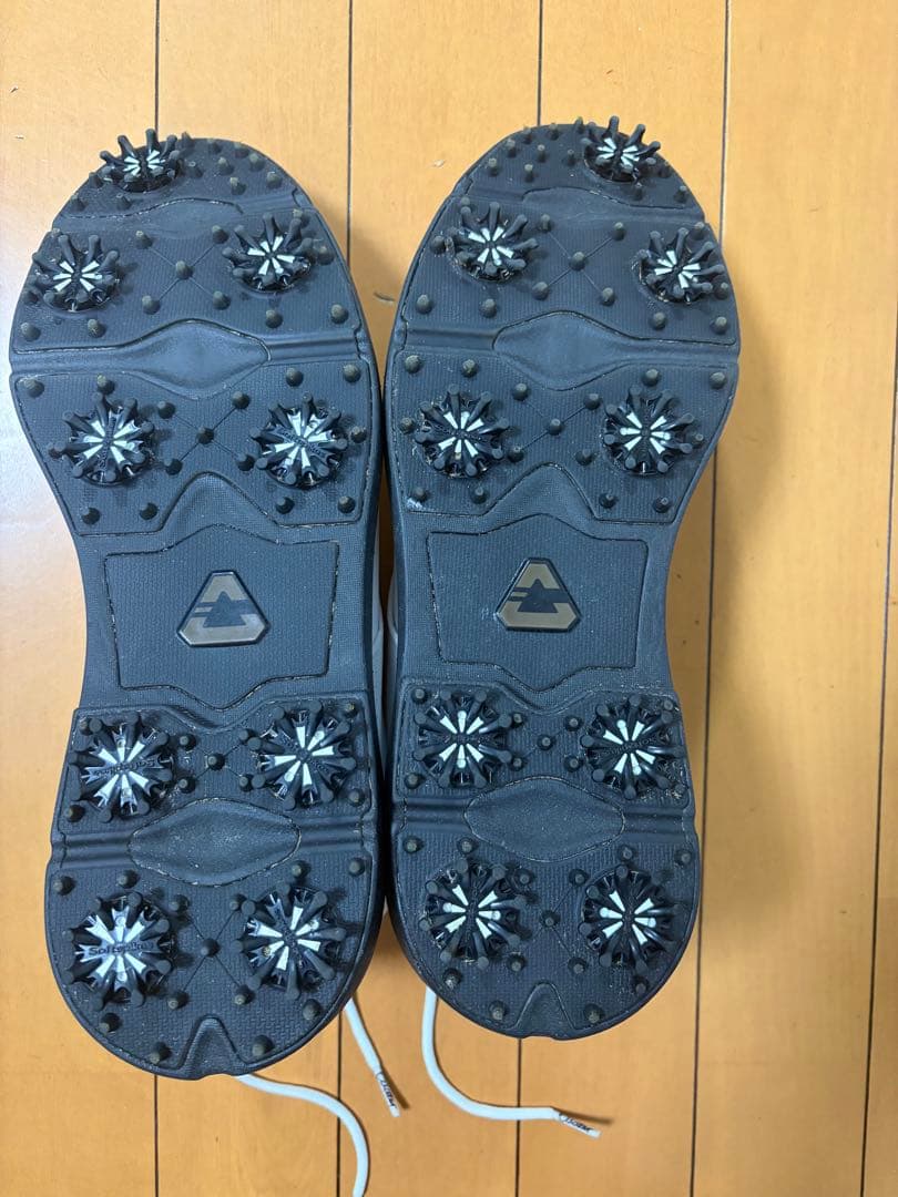 トラビスマシューゴルフシューズ