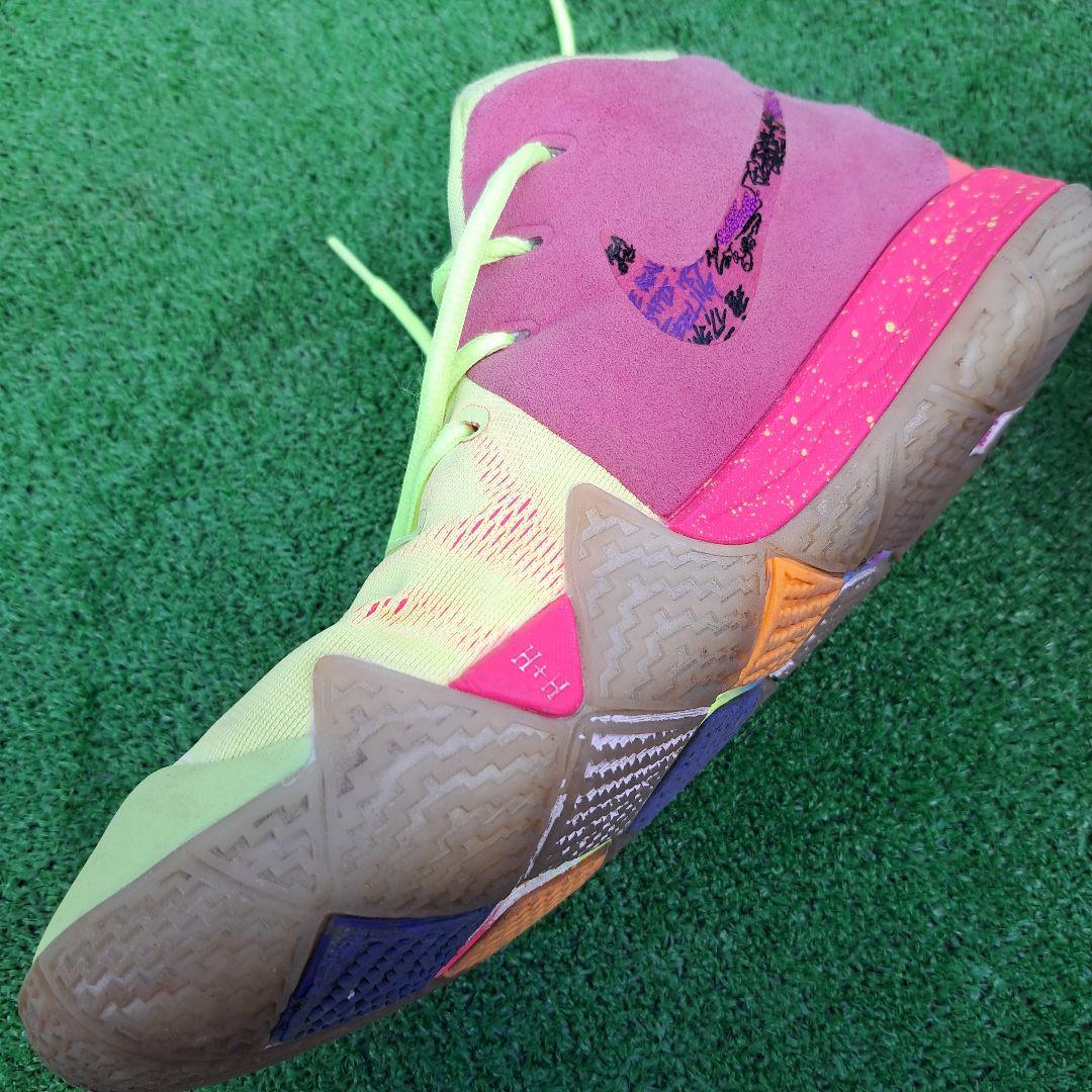 Kyrie4バスケットボールシューズ