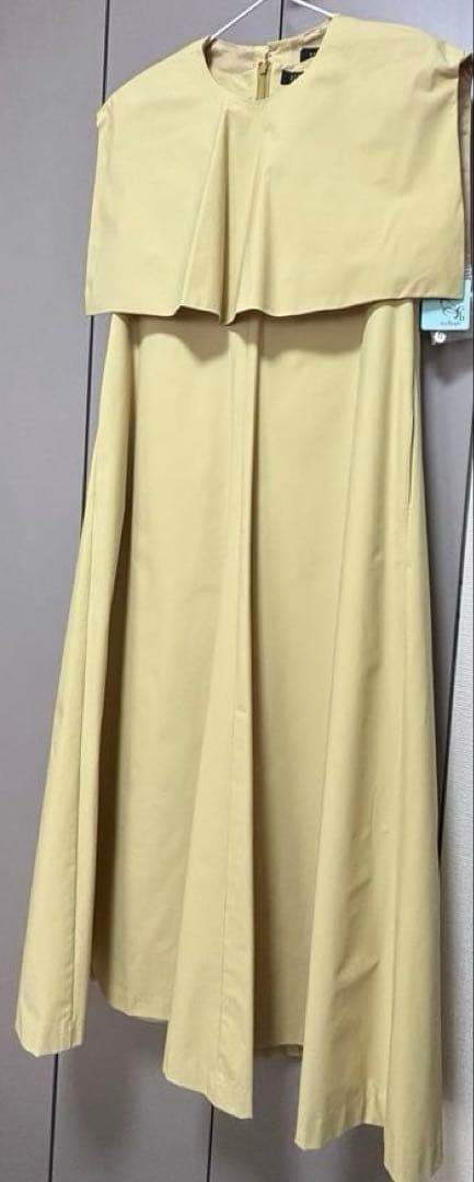 バーニーズニューヨーク　新品　襟付き　Vネック　2WAY ワンピース　2025