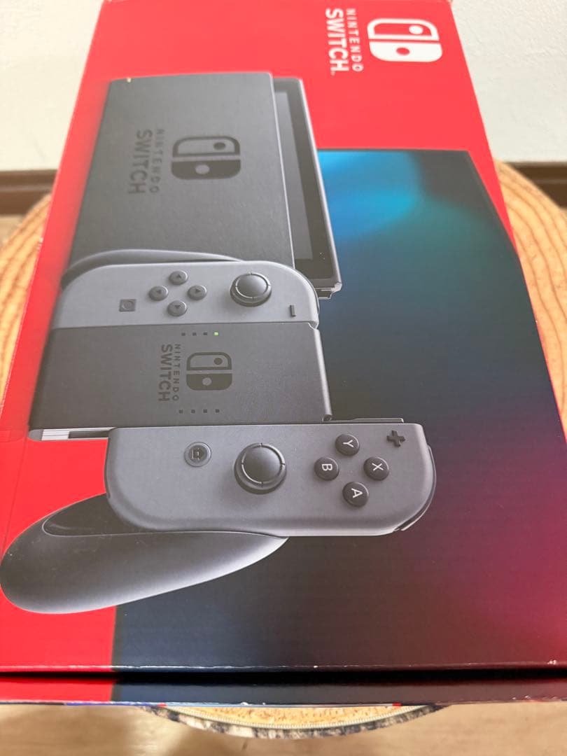 Nintendo Switch ニンテンドースイッチ本体　グレー①
