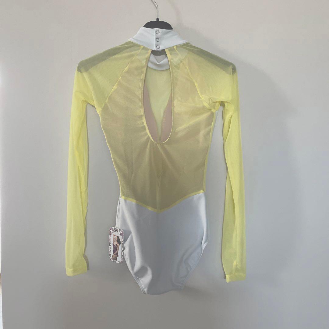 新品　未使用　eleve レオタード