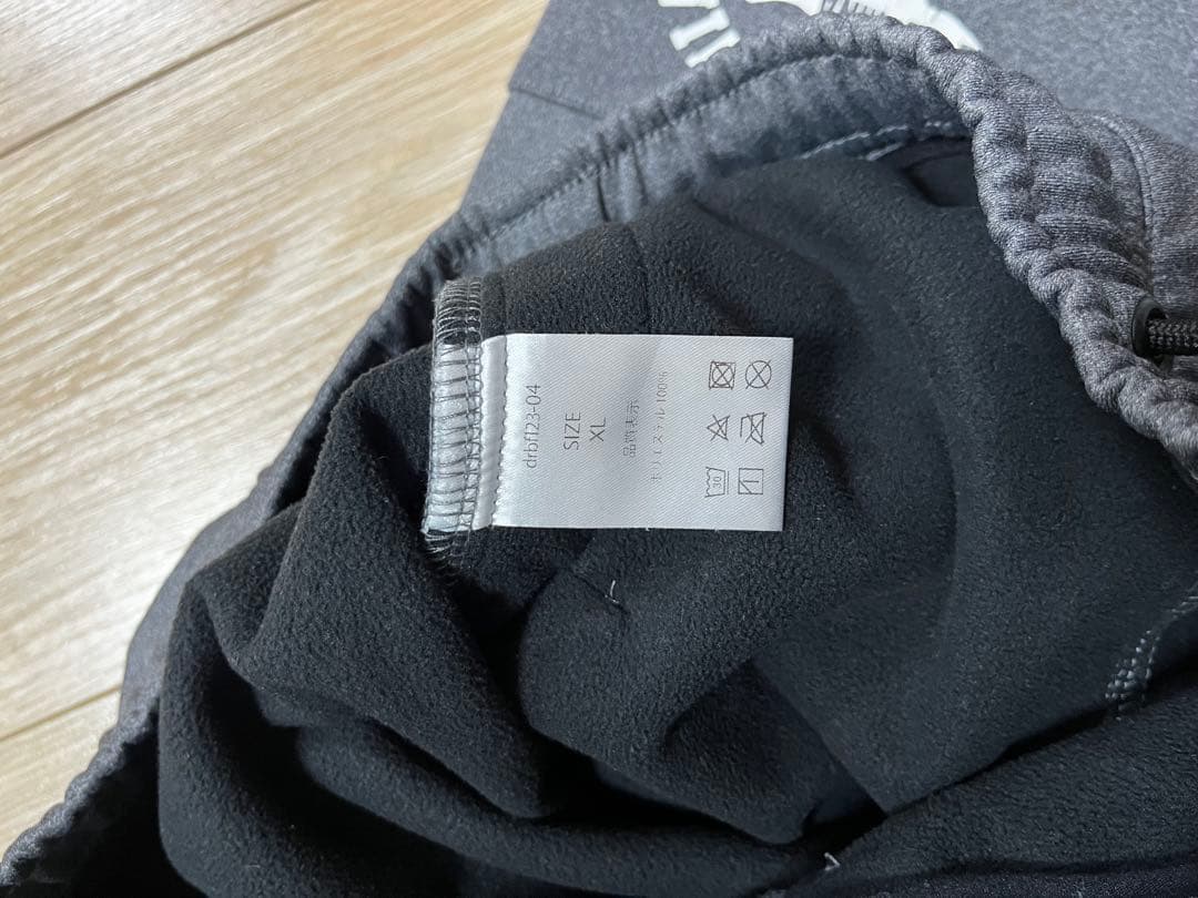 ウインドストップ　サーモライトジップパーカー　ストレッチジョガーパンツ　セット