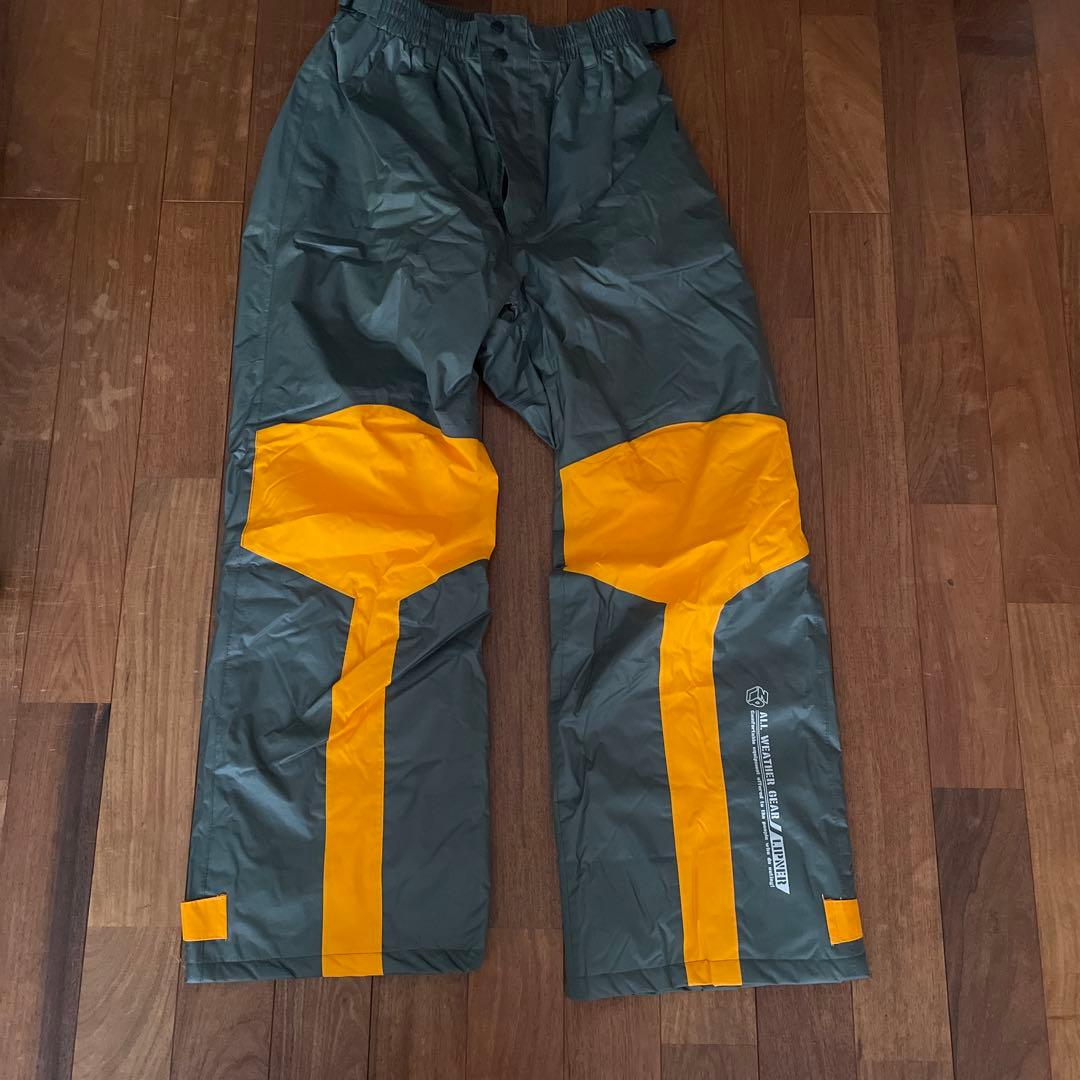 フィッシングスーツ・ジャケット等　一色　Lサイズ