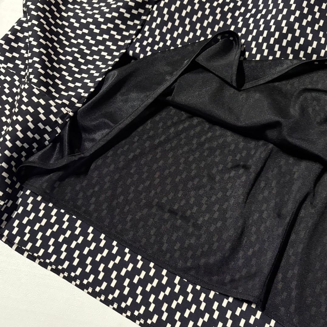 アンタイトル　ジオメ柄 ボウタイワンピース　ブラック系　大きいサイズ　L