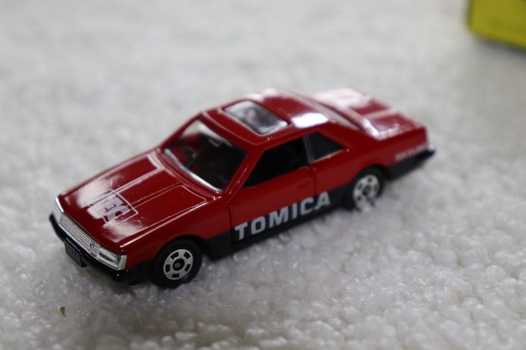 トミカ　ファンクラブ　黒箱　入会特典　スカイライン　2000ターボ　日本製