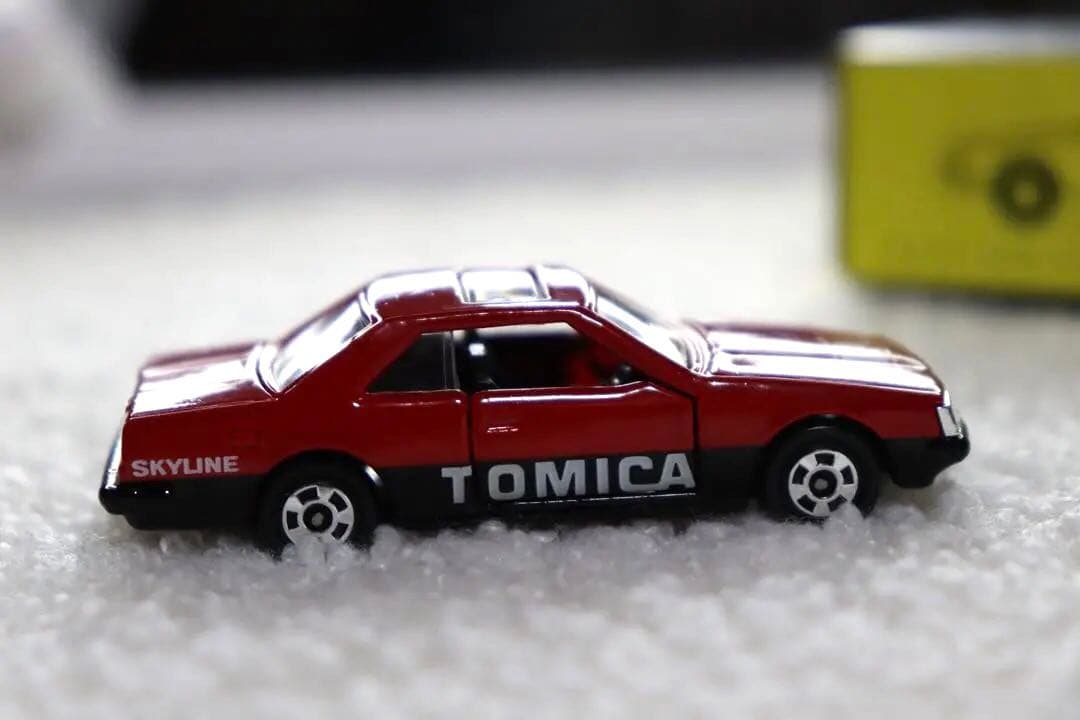 トミカ　ファンクラブ　黒箱　入会特典　スカイライン　2000ターボ　日本製