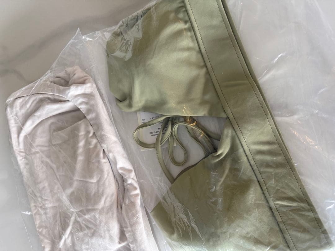 ヨガウェア(ホワイト×オリーブ)2着セット