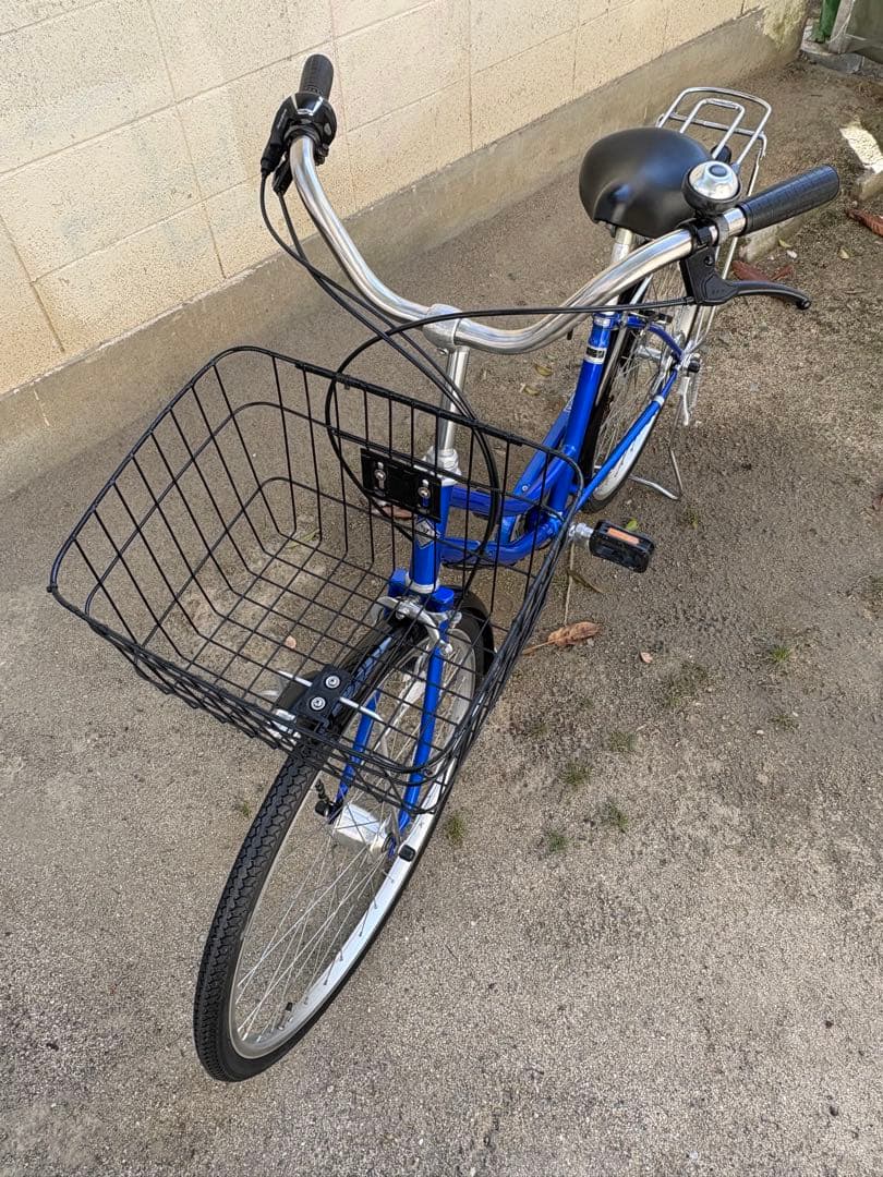 新品タイヤ！オートライト&変速付き軽快車[後席チャイルドシート対応]青(26㌅)