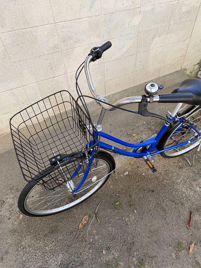 新品タイヤ！オートライト&変速付き軽快車[後席チャイルドシート対応]青(26㌅)