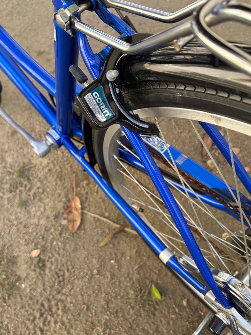 新品タイヤ！オートライト&変速付き軽快車[後席チャイルドシート対応]青(26㌅)