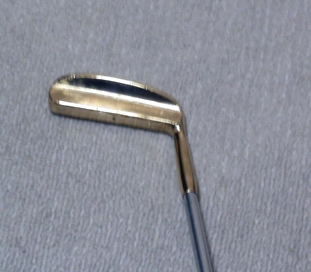 「この一本　勝負　決める」　ＭＩＺＵＮＯ　ゴルフクラブ　パター　右利き